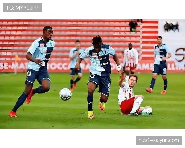 场均射门数创近十年次低 比赛观赏性面临挑战 场均射门数创近十年次低 比赛观赏性面临挑战