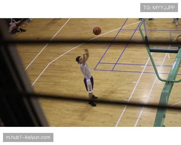 克林根23分18篮板7助攻统治内线 开拓者进攻篮板优势明显