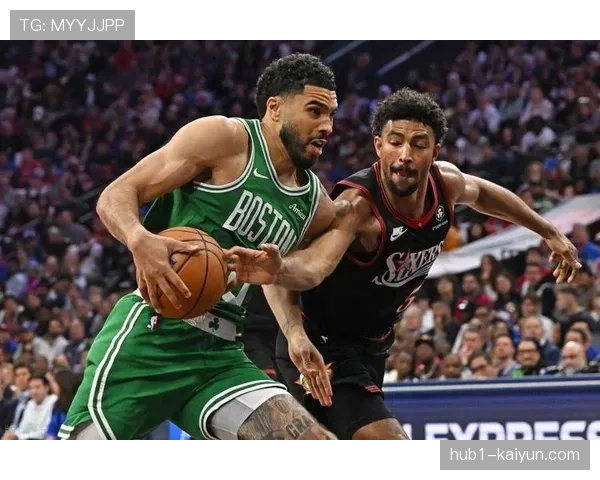 凯尔特人128-96狂胜76人夺赛点，普里查德替补32分刷新绿军季后赛板凳纪录